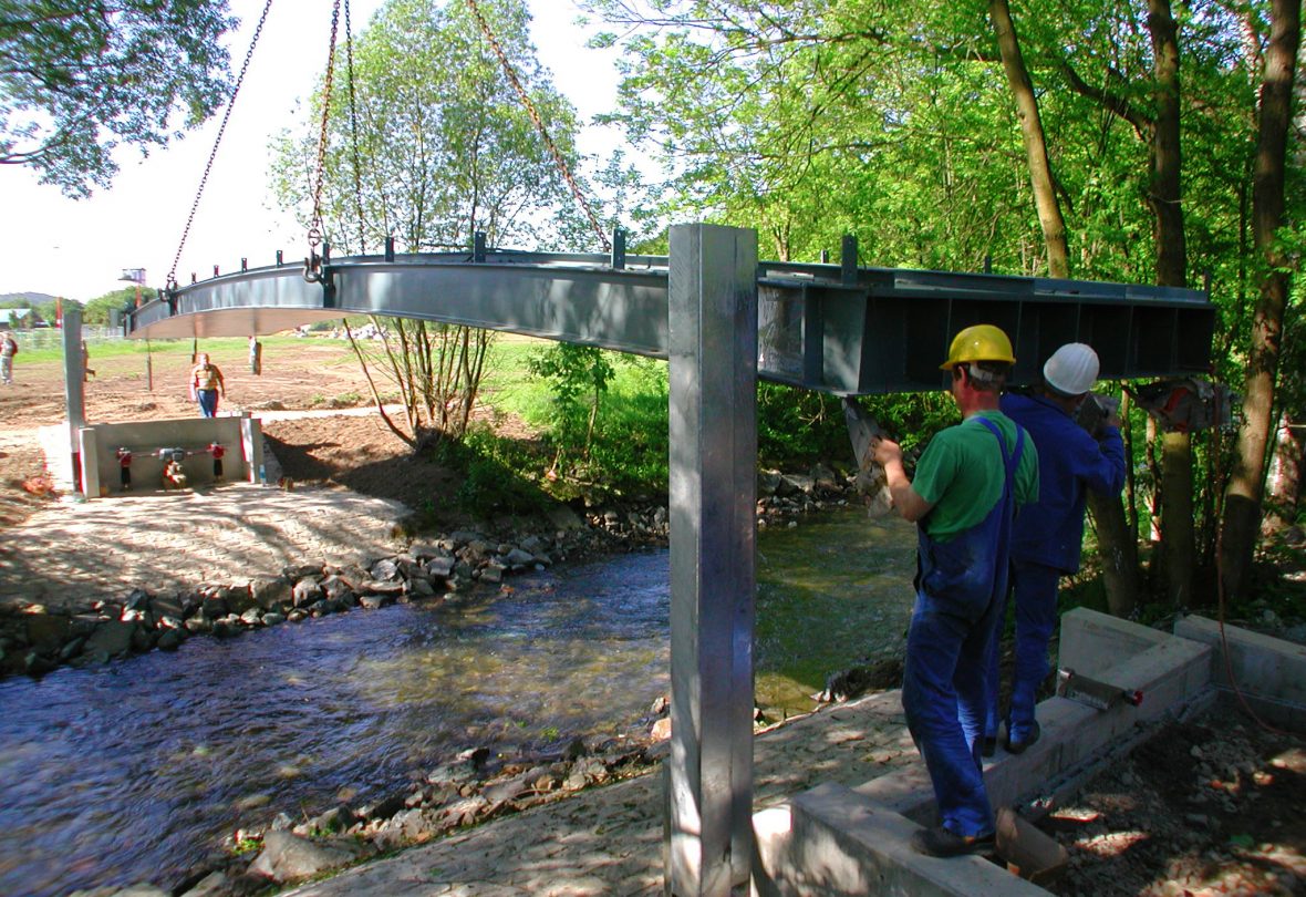 Schlicht + Fischer Ingenieurgesellschaft / Bauprojekt: Hubbrücke Landesgartenschau Kronach